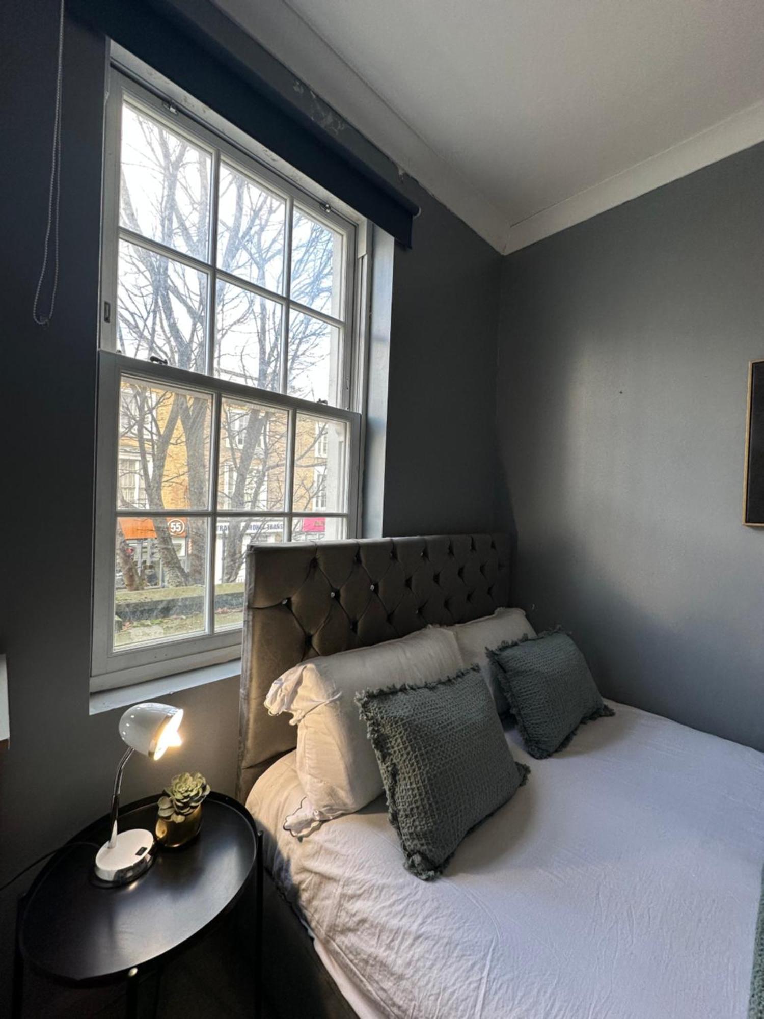 "Bright & Spacious" 3 Bedroom Flat By Kings Cross, St Pancras Station!!!!64 伦敦 外观 照片
