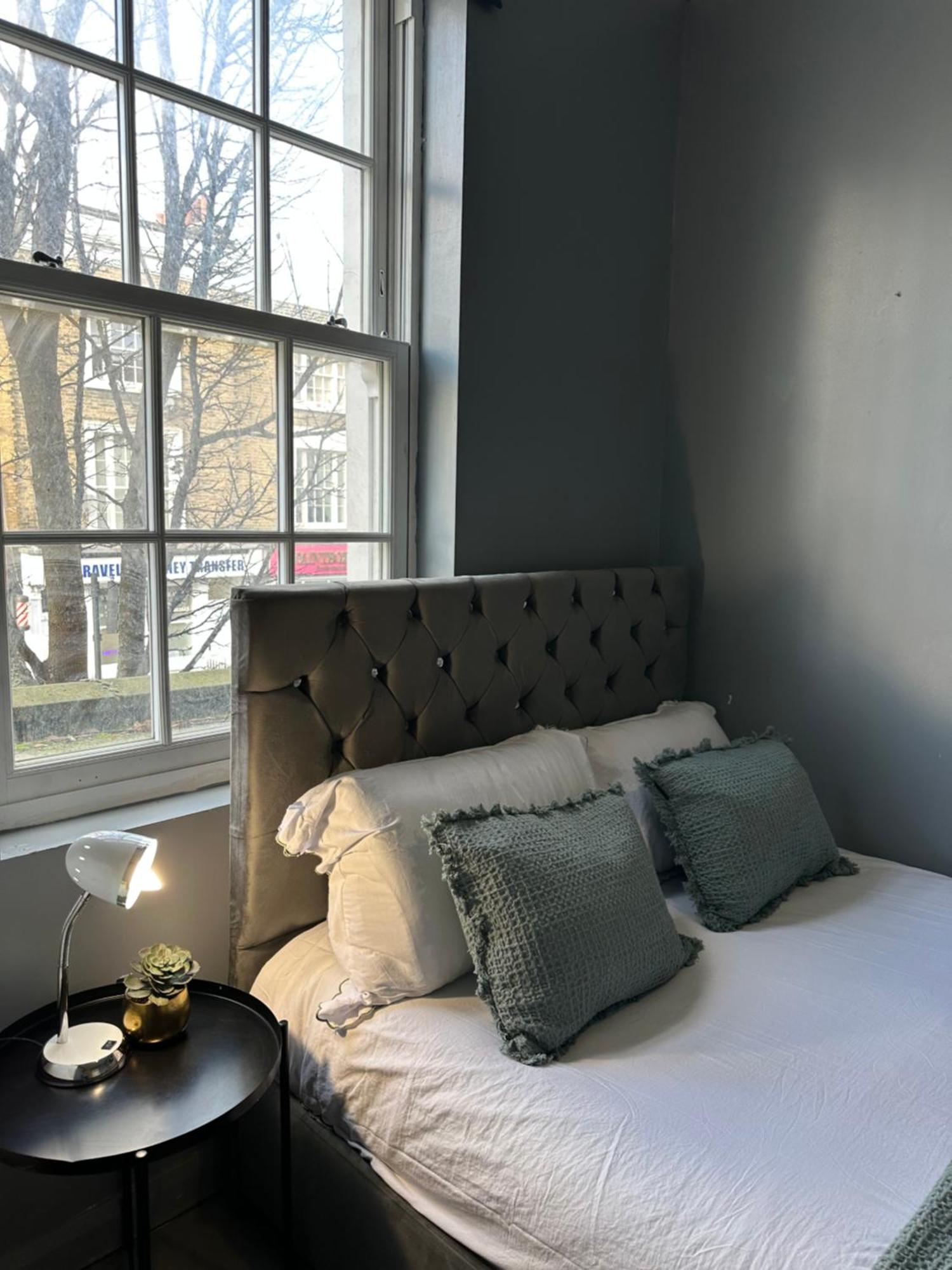 "Bright & Spacious" 3 Bedroom Flat By Kings Cross, St Pancras Station!!!!64 伦敦 外观 照片